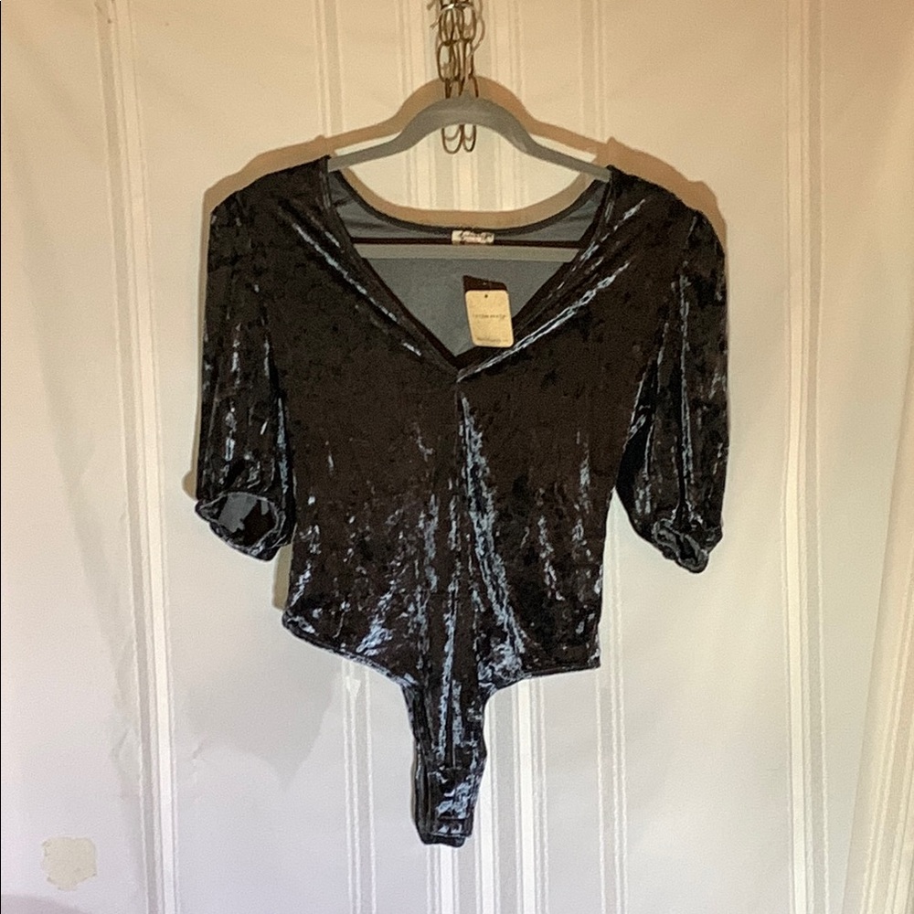 NWT-Intimately Free People-Elegant Black Velvet Bodysuit-Sz Small
